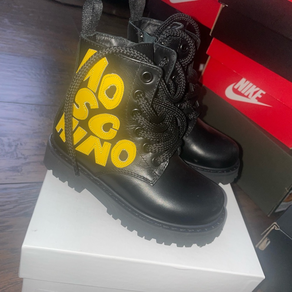 Moschino combat Boots